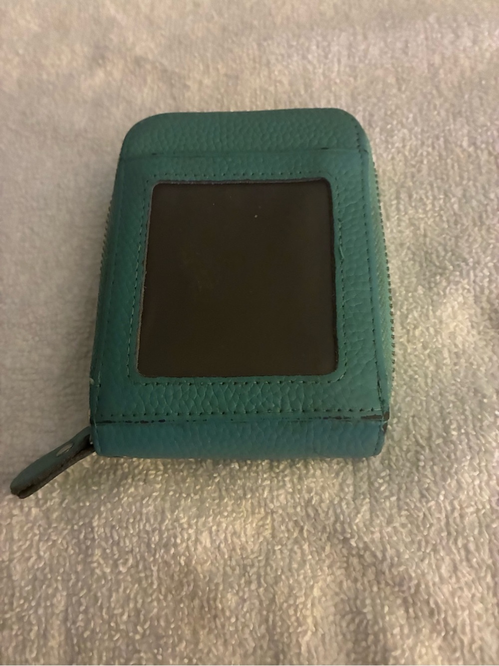 Pre-owned Teal Leather Feel Zip Card Holder with ID Window gold colored zippers